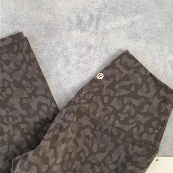 Lululemon align crop 21” - Picture 2 of 8